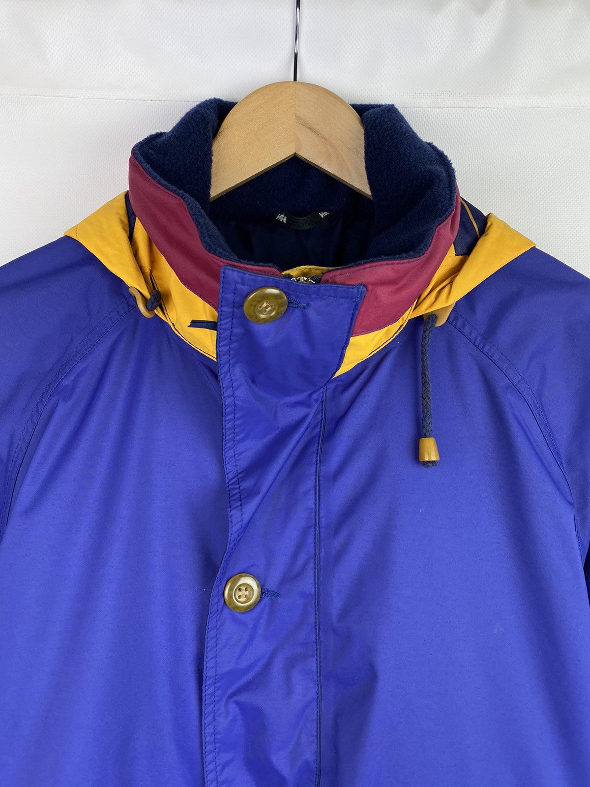 Helly Hansen Helly Hansen vintage men’s Jacket size M Size US M / EU 48-50 / 2 - 4 Thumbnail