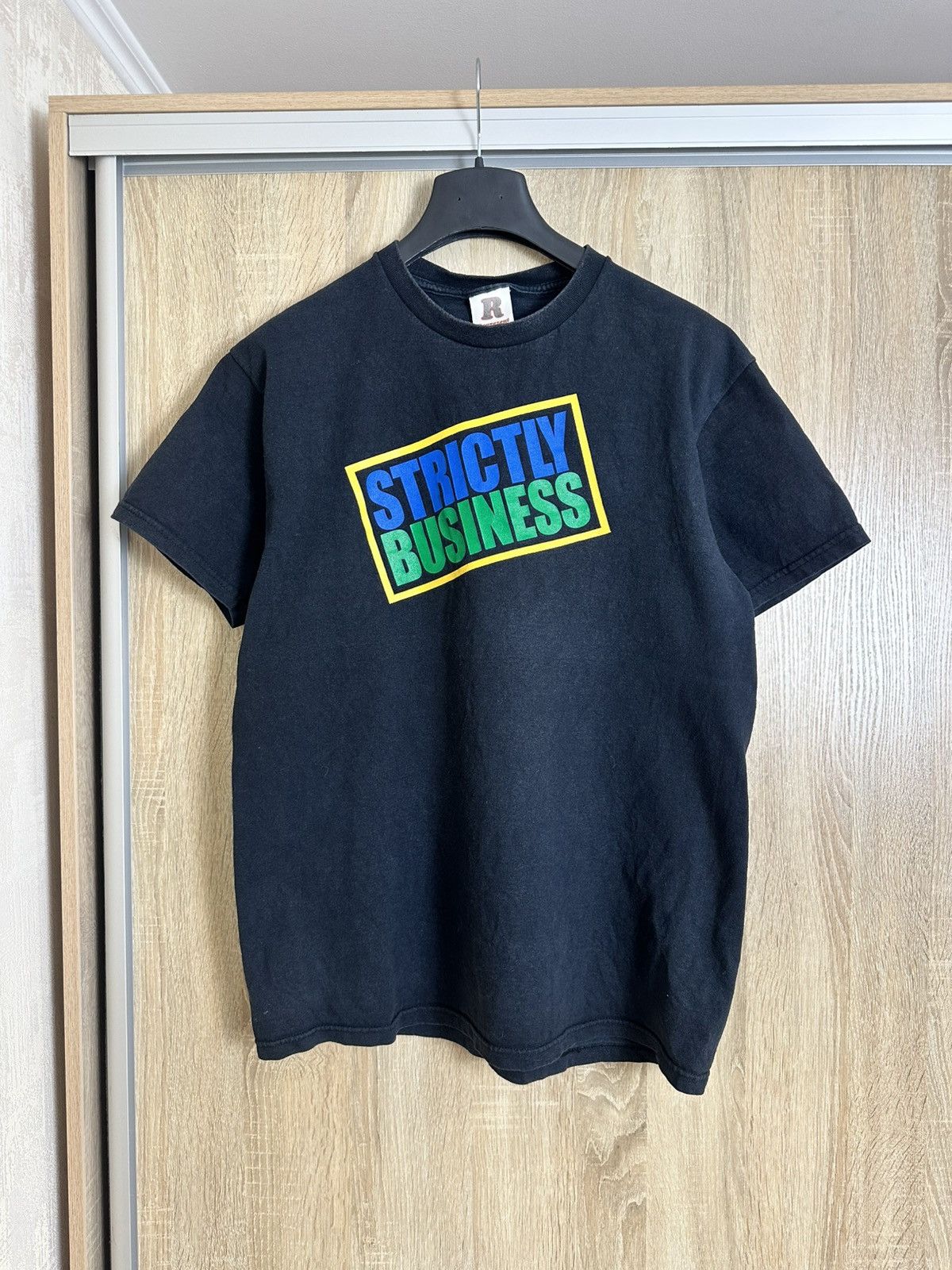 Band Tees 🔥 Vintage 1990s EPMD Strictly Business Rock Band T Shirt USA Size US L / EU 52-54 / 3 - 1 Thumbnail