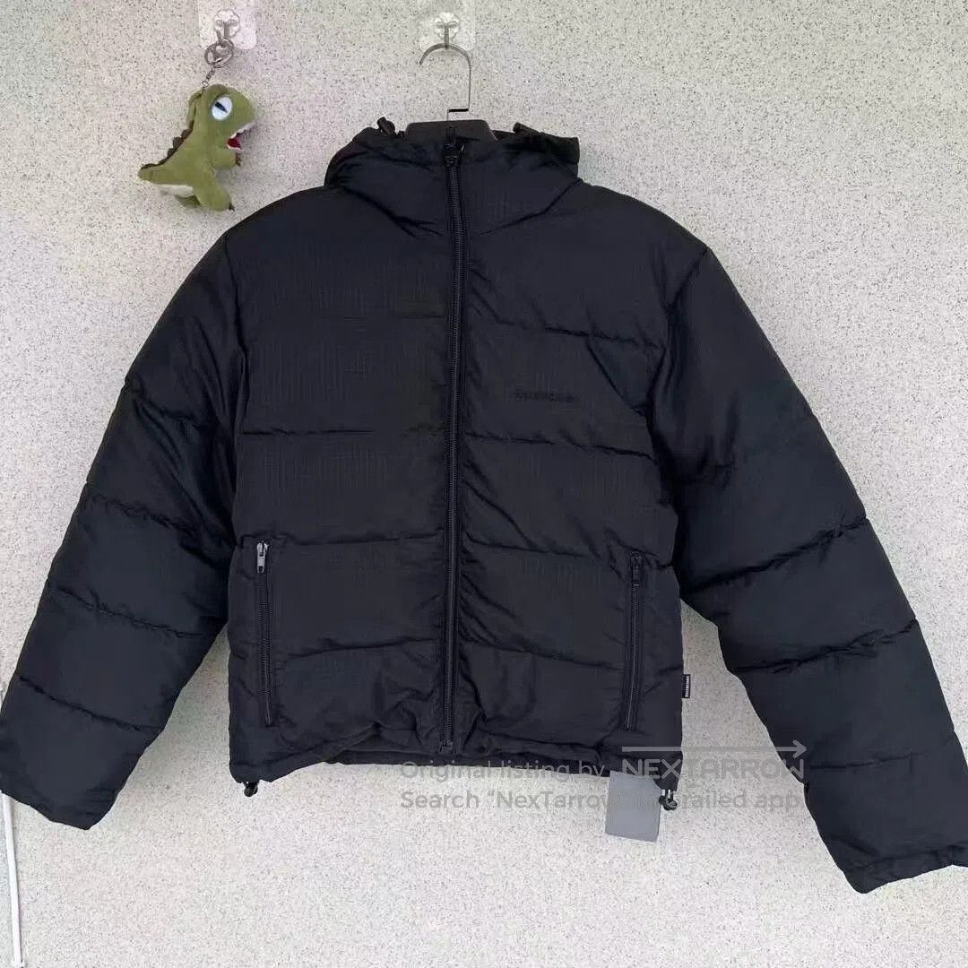 Balenciaga Balenciaga Small Logo Down Jacket Size 34. Size XXS / US 00 / IT 34 - 1 Thumbnail