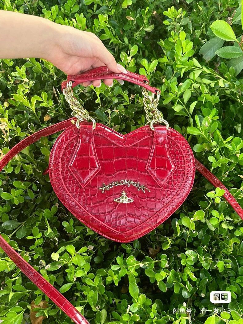 Vivienne Westwood Vivienne Westwood Crocodile pattern red heart handbag Size ONE SIZE - 1 Thumbnail