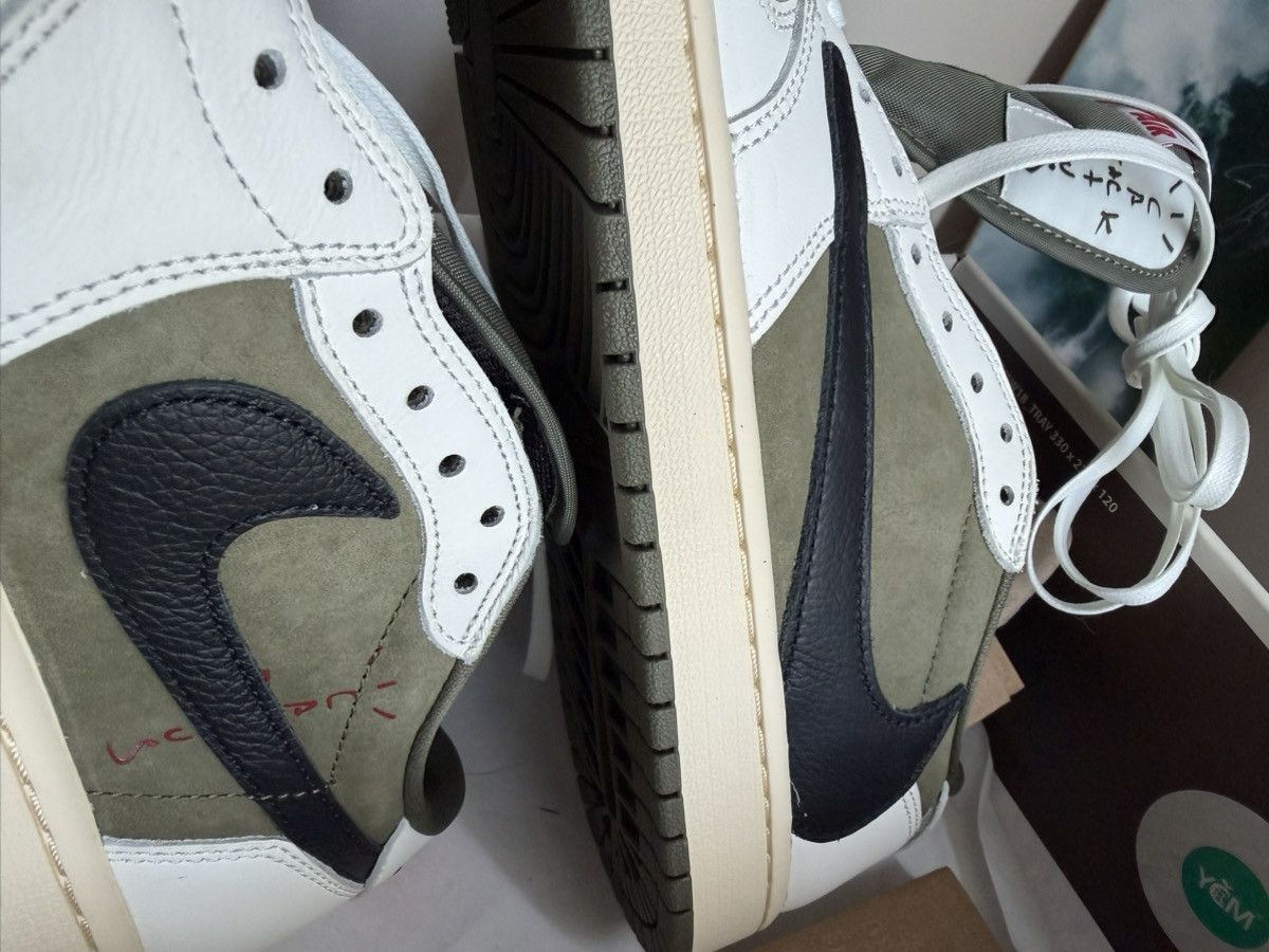 Travis Scott Jordan 1 Retro Low OG Travis Scott Medium Olive Sz 10 DS Size US 10 / EU 43 - 10 Thumbnail