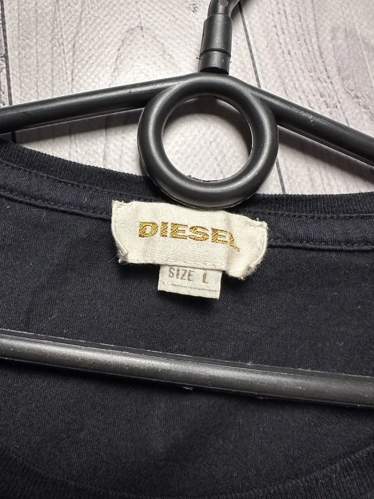 Diesel Vintage Diesel tee big central logo size L rare Size US L / EU 52-54 / 3 - 3 Thumbnail