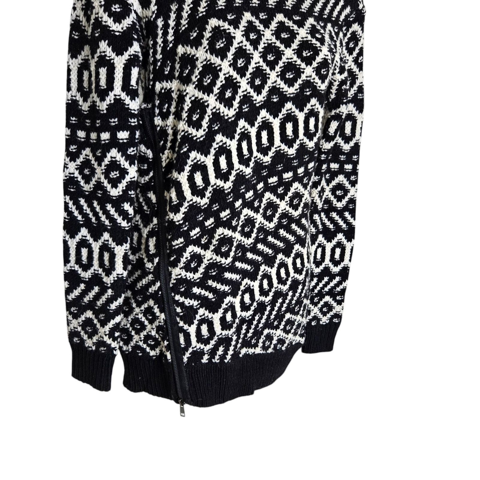 Ann Taylor Ann Taylor Womens Geometric Print Sweater XS Black White Size XS / US 0-2 / IT 36-38 - 7 Thumbnail