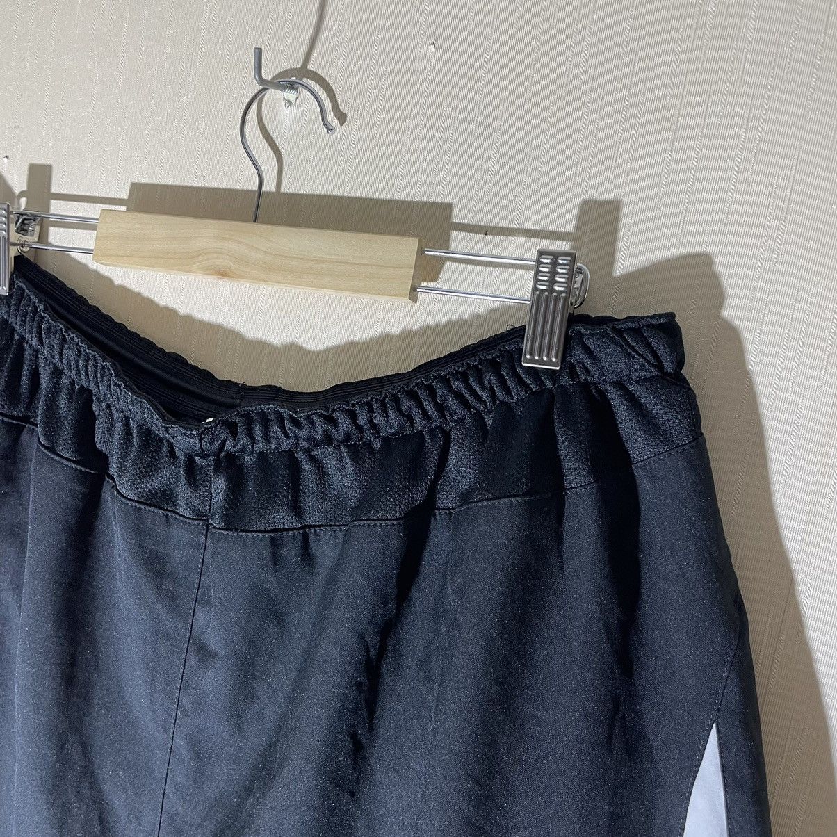 Nike × Vintage Nike Manchester United vintage soccer shorts Size US 36 / EU 52 - 3 Thumbnail