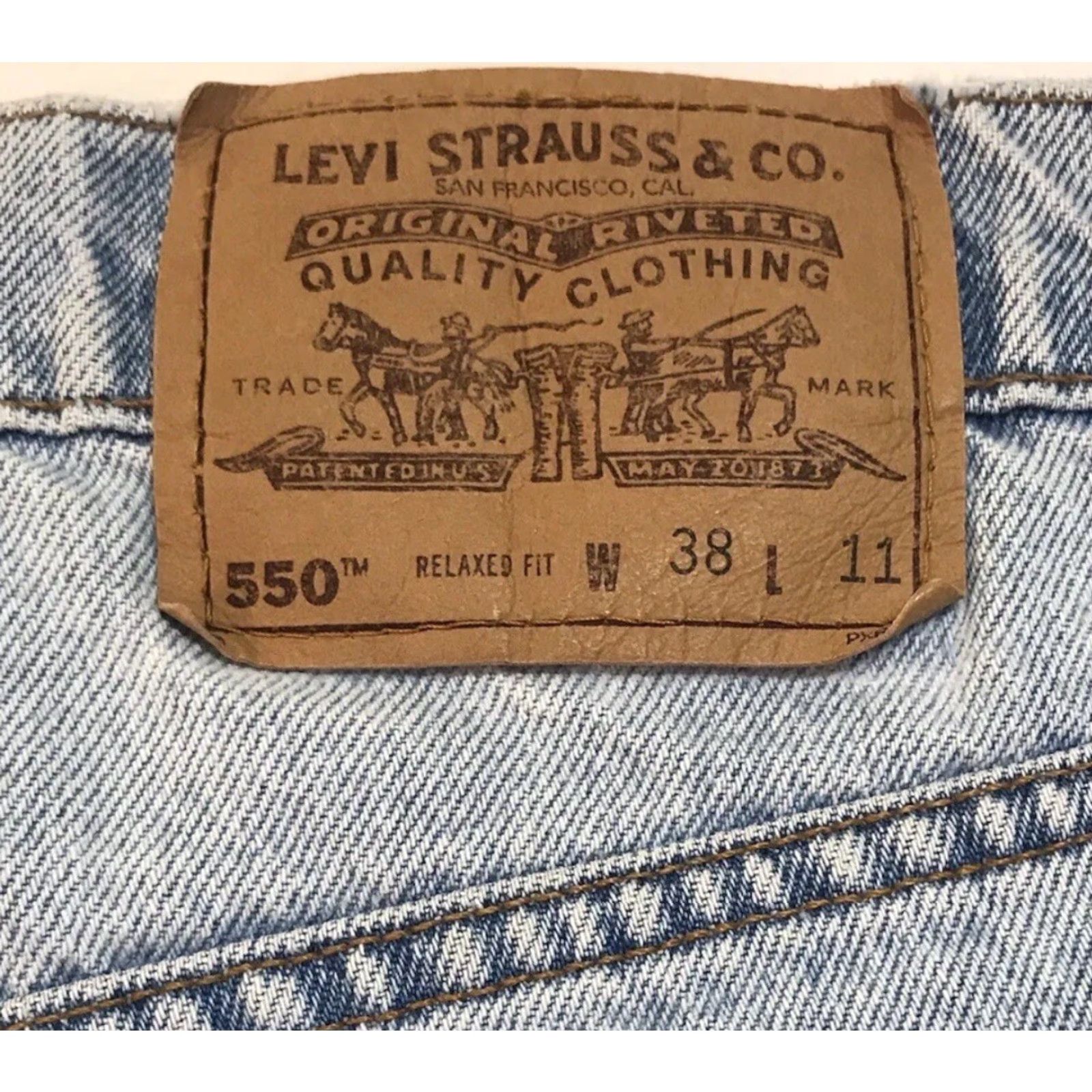 Levi's VINTAGE Levi's Denim Shorts Mens 34 Inseam 11" Orange Tab 550 Waist 34 Blue Casual 90s USA Jeans Short Shorts Size US 34 / EU 50 - 5 Thumbnail