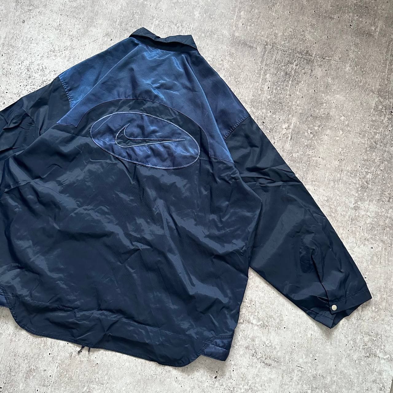 Nike Nike Big Swoosh Logo 90s Nylon Light Track Jacket Vintage Size US XL / EU 56 / 4 - 2 Thumbnail