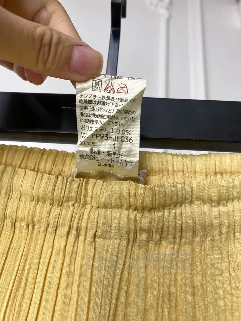 Issey Miyake Issey Miyake size:1 Cream Yellow Pleated Pants Size 31" - 3 Thumbnail