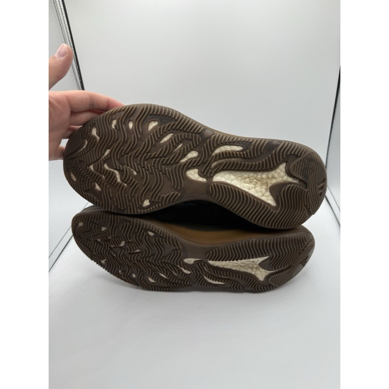 Adidas Size 13.5 - adidas Yeezy Boost 380 Covellite Size US 12.5 / EU 45-46 - 7 Thumbnail