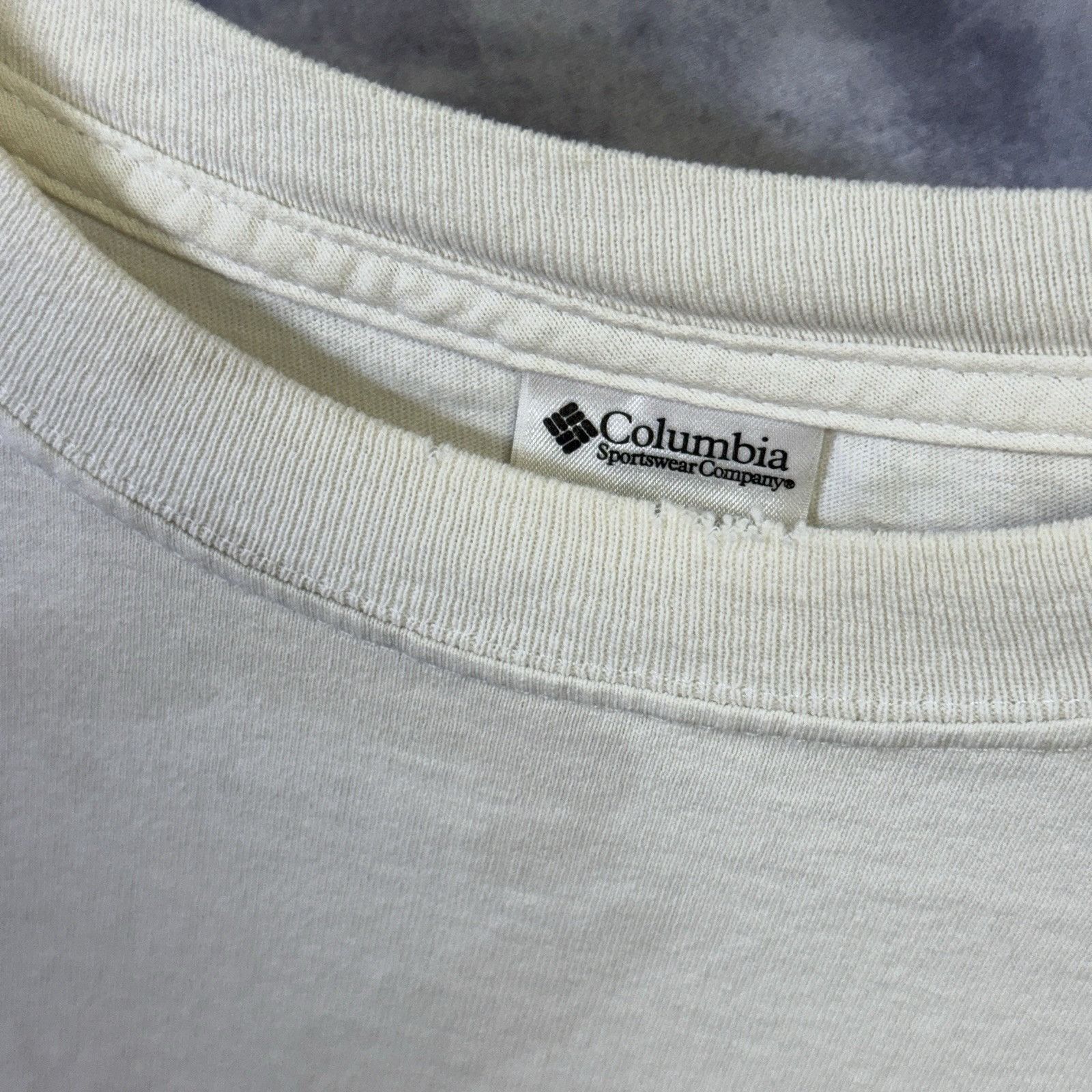 Columbia Columbia Long Sleeve T Shirt Mens Medium 21.5x26 Cotton Duck Size US M / EU 48-50 / 2 - 13 Thumbnail