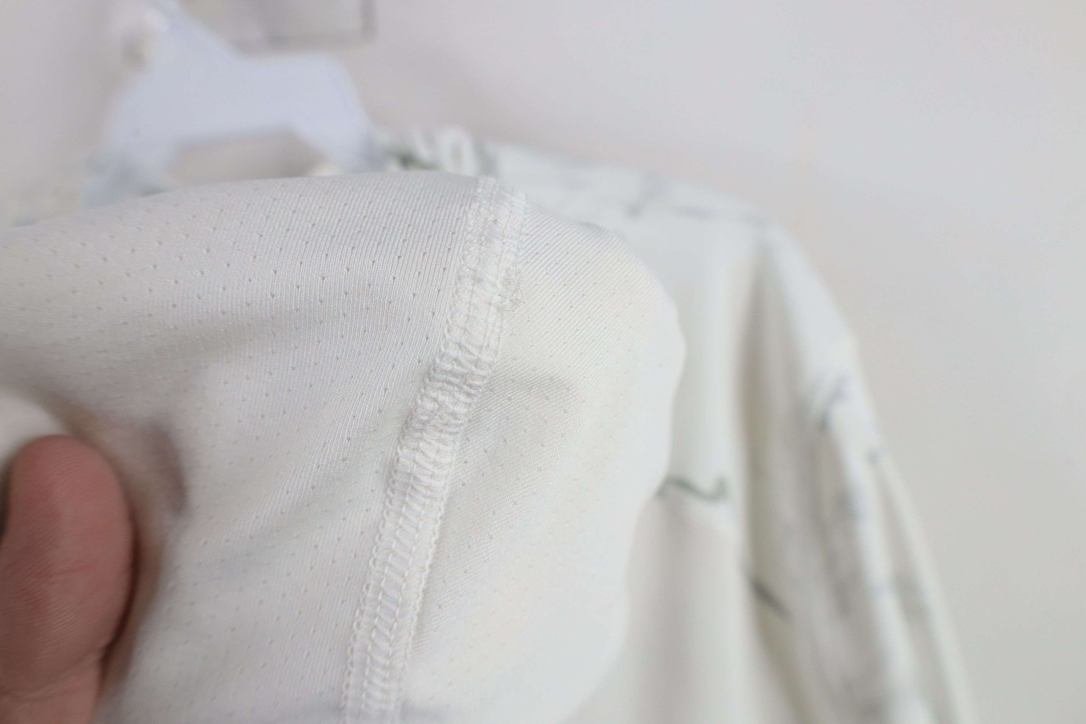 Under Armour × Vintage Under Armour Fishing Out Camouflage Hoodie T-Shirt White Size US L / EU 52-54 / 3 - 8 Thumbnail