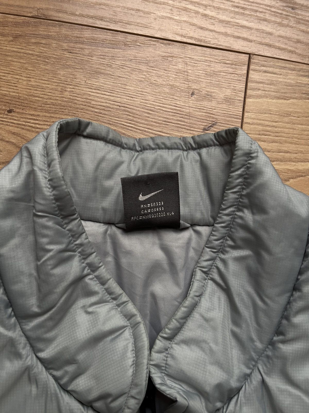 Nike 90’s NIKE RETRO NYLON LIGHT PUFFER JACKET SWOOSH LOGO Y2K Size US M / EU 48-50 / 2 - 4 Thumbnail