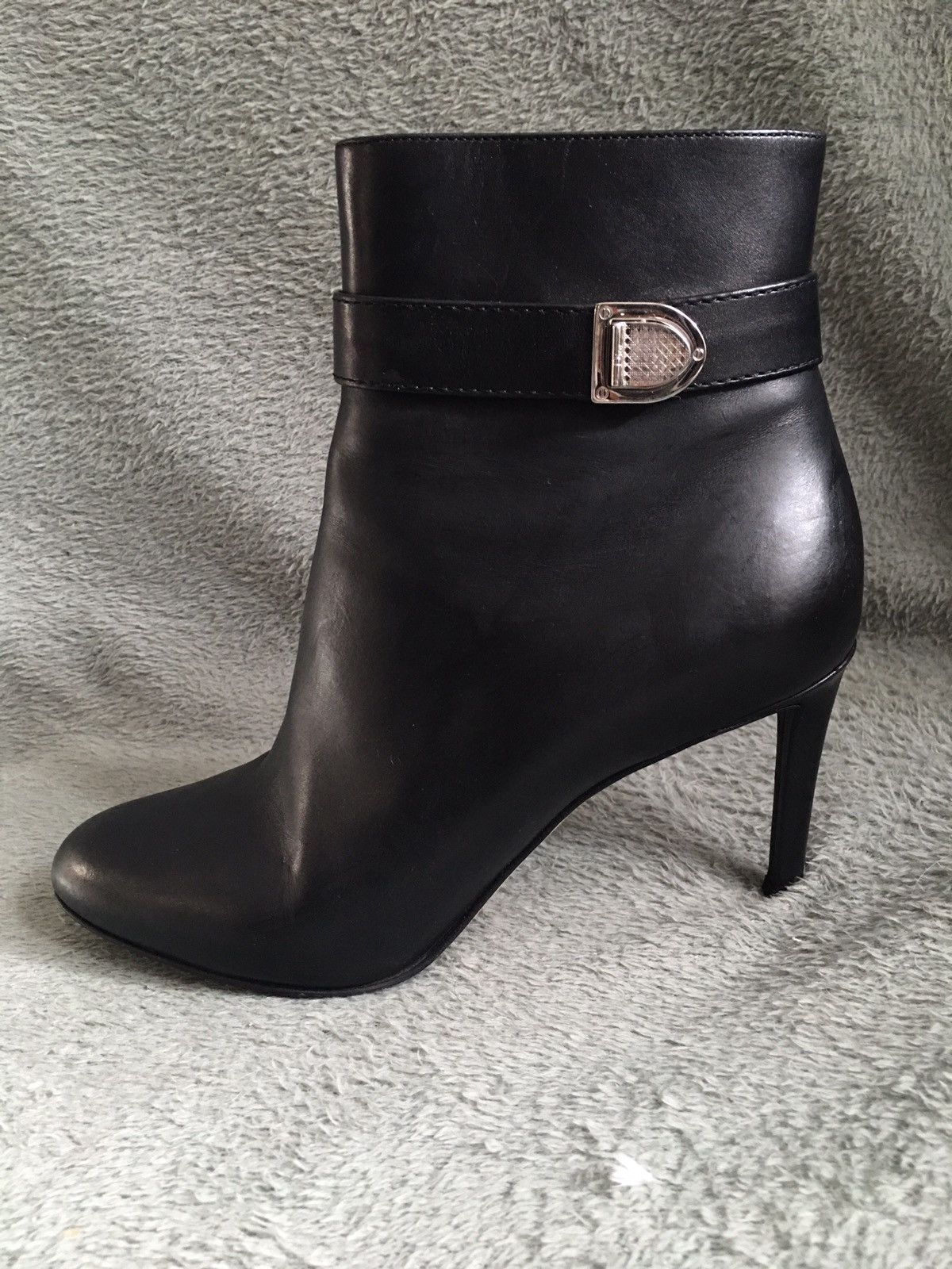 Dior DIOR Black Leather Zip Ankle Boots EU 38 Size US 8 / IT 38 - 10 Thumbnail