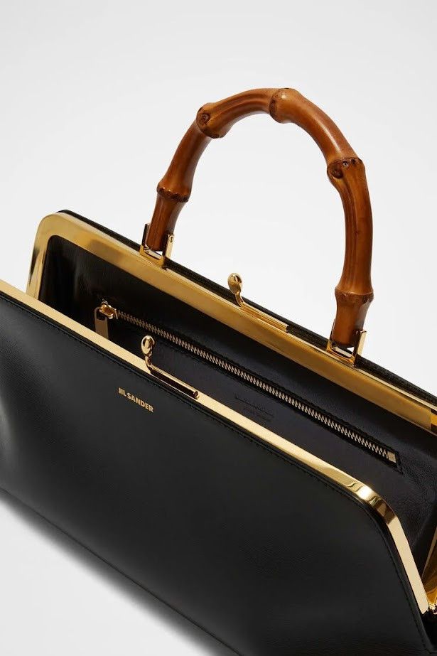 Jil Sander o1w1db10825 Size: OS / Leather Shoulder Bag in Black Size ONE SIZE - 2 Thumbnail