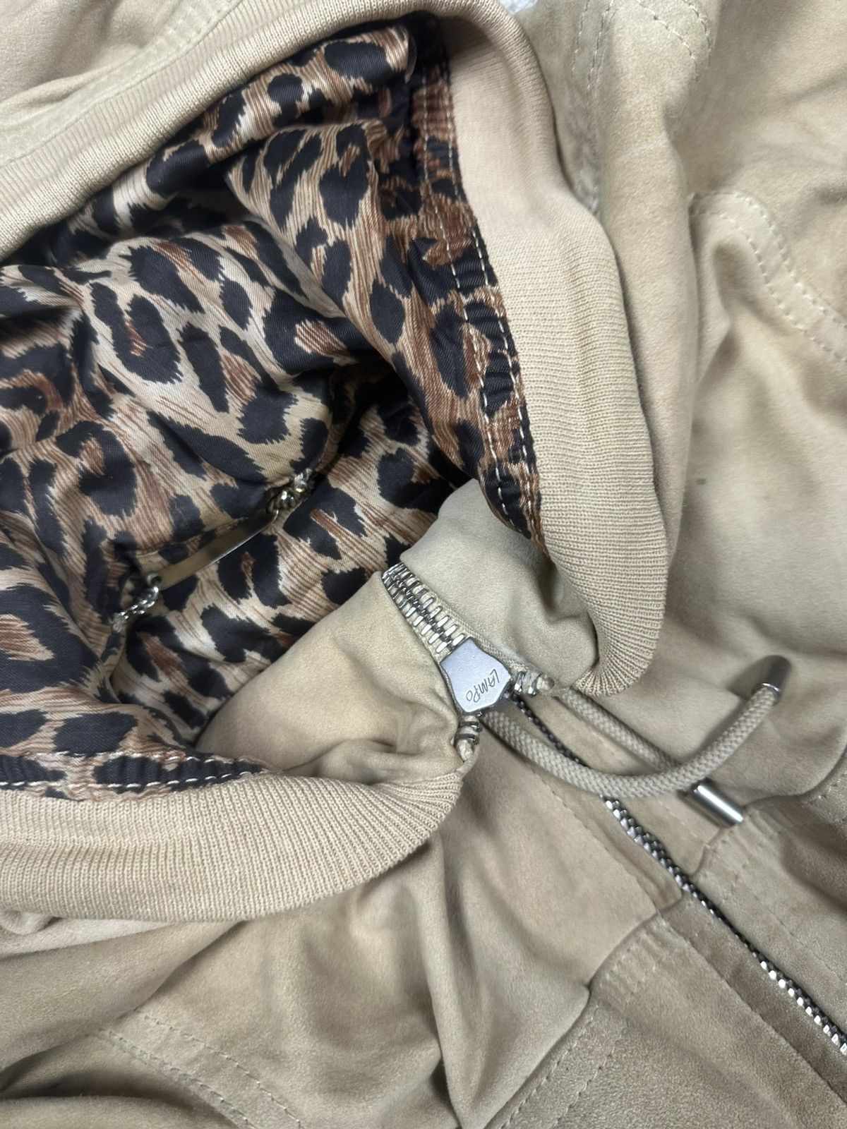 Dolce & Gabbana 2000s Dolce & Gabbana Suede Leather Bomber Jacket Hooded Size S / US 4 / IT 40 - 17 Thumbnail