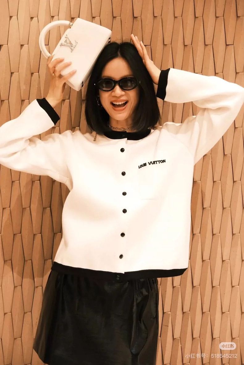 Louis Vuitton Louis Vuitton 24 black and white contrast knit jacket Size S / US 4 / IT 40 - 6 Thumbnail