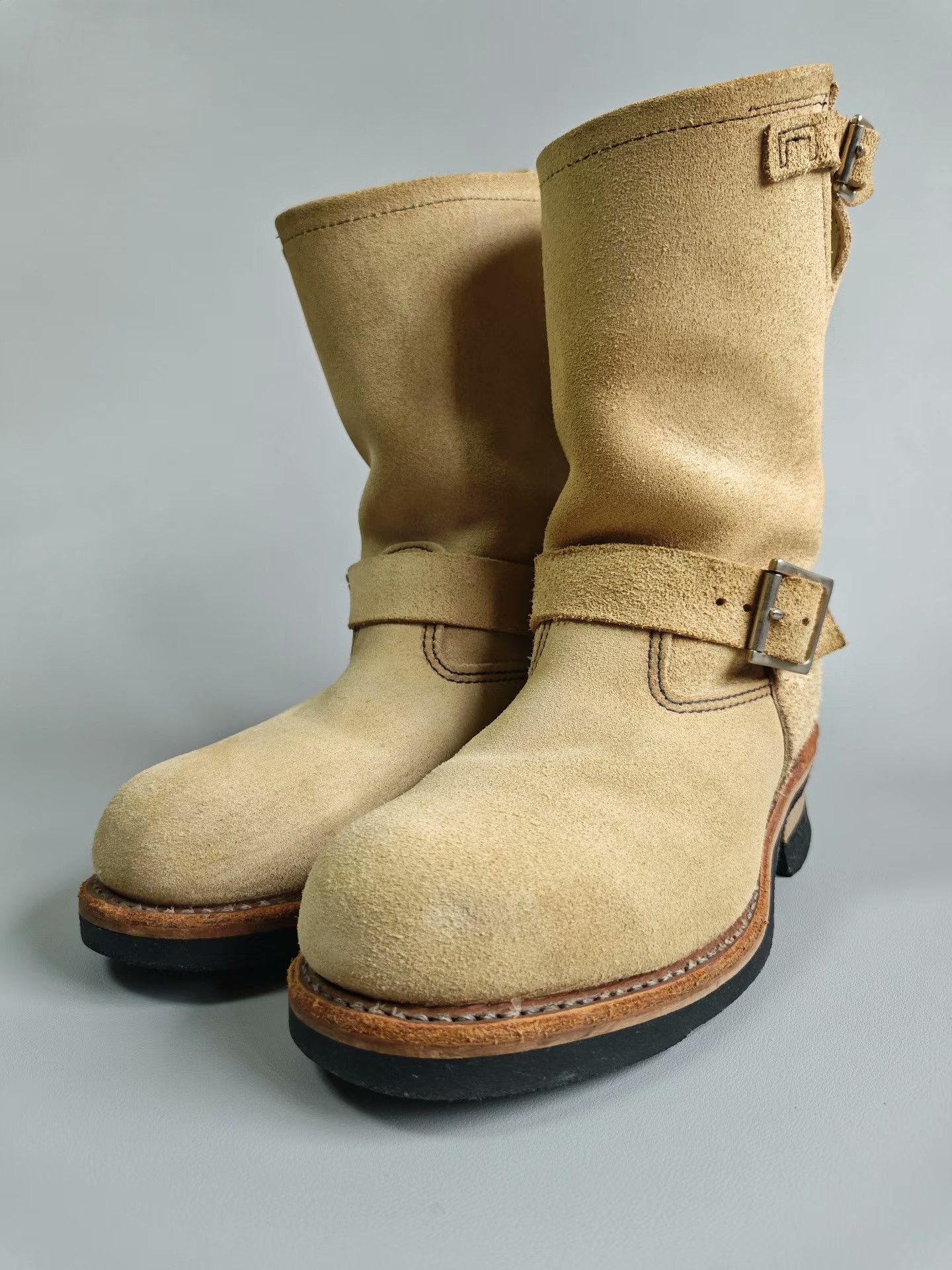 Red Wing 8268 Roughout Engineer Boots | Grailed