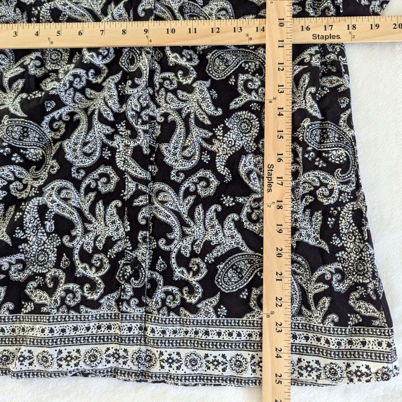 Vintage Karen Scott Shirt Womens Size S Short Sleeve Black White Paisley Button Up Blouse Cap Sleeve? Size S / US 4 / IT 40 - 7 Thumbnail