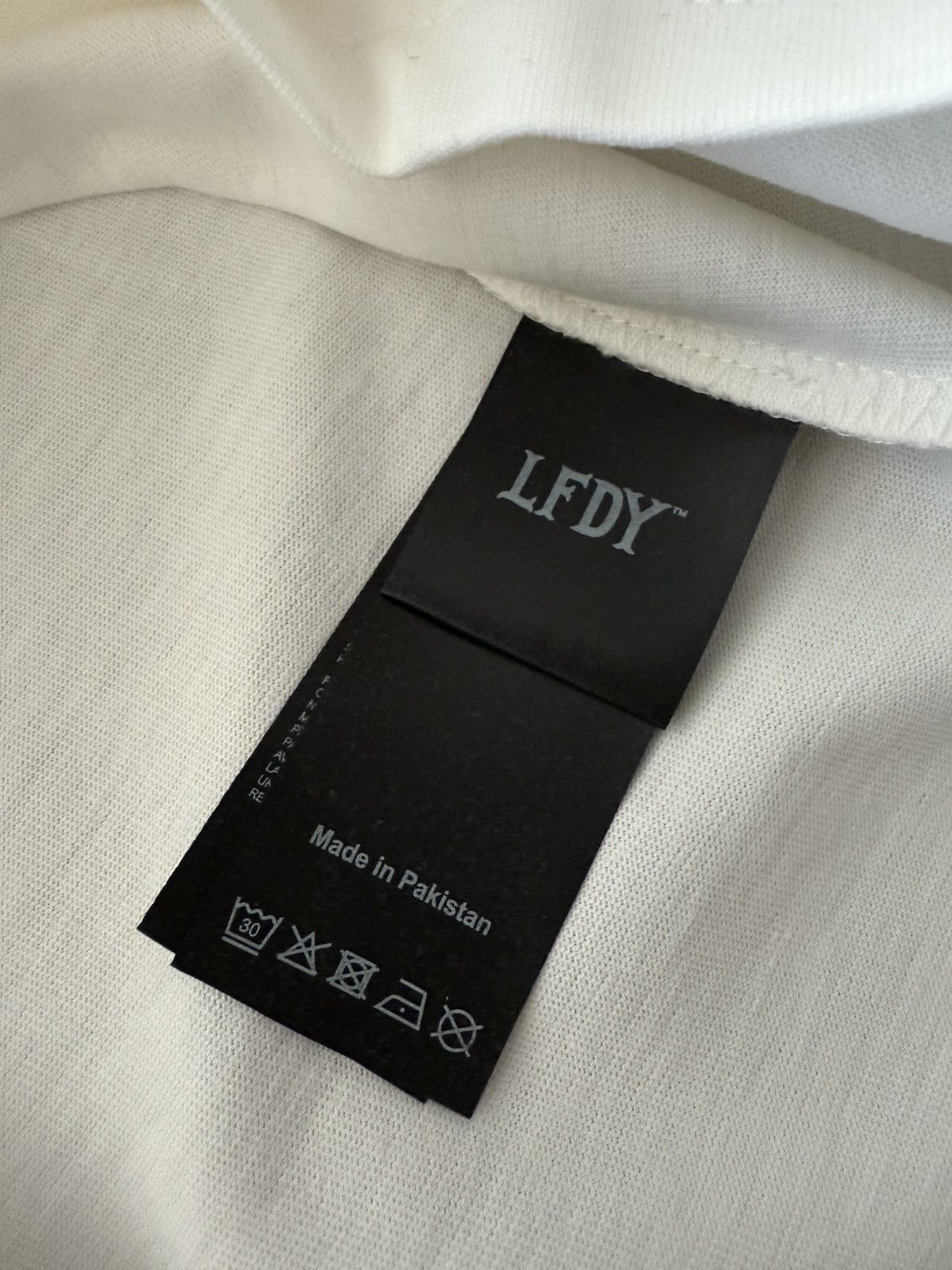 LFDY LFDY LiveFast United Kingdom Soho London Tshirt Tee Red Size US M / EU 48-50 / 2 - 10 Thumbnail