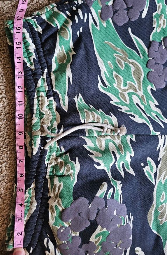 DENIM TEARS Denim Tears Wreath Track Pants Size US 36 / EU 52 - 4 Thumbnail