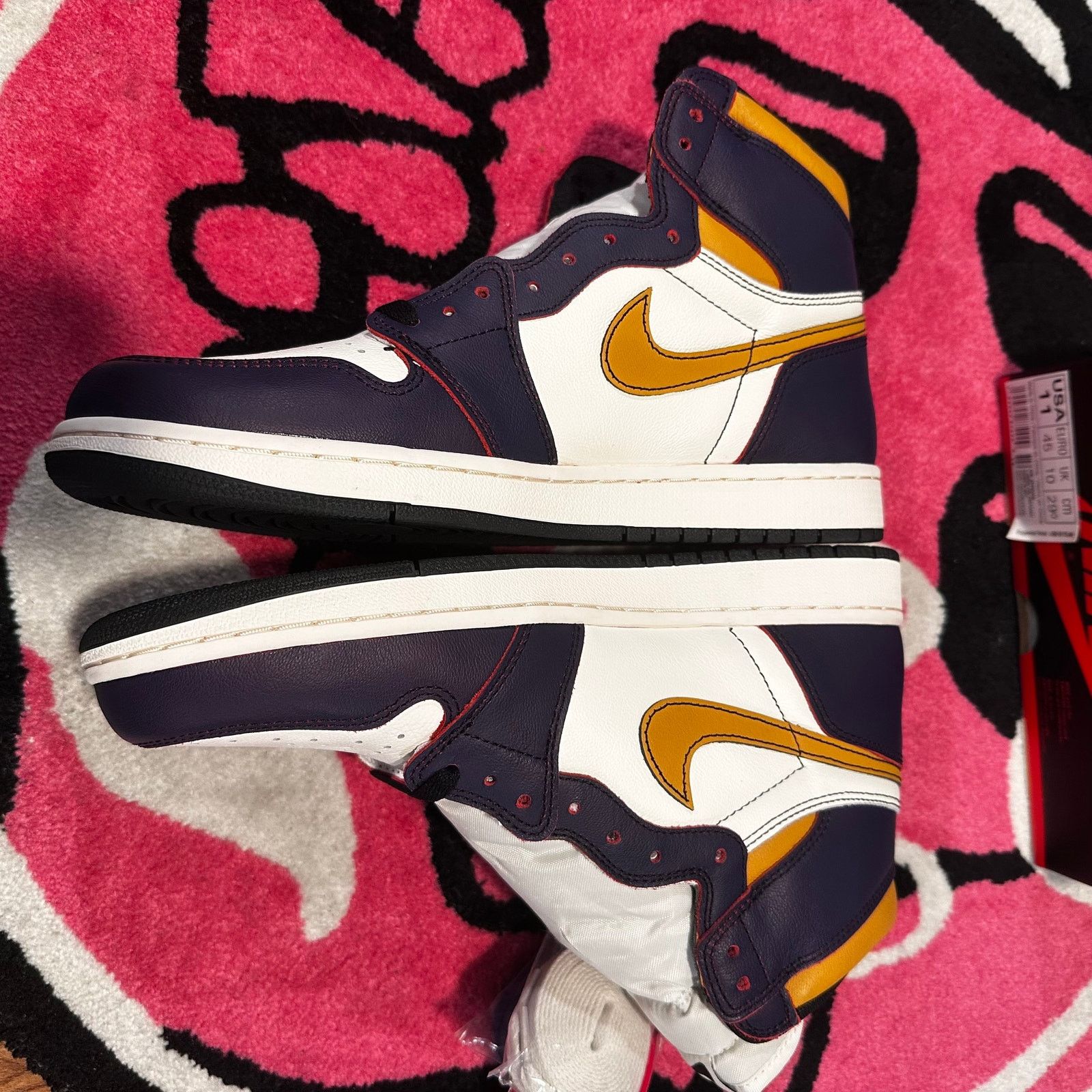 Jordan Brand Jordan 1 Retro High OG Defiant SB – LA to Chicago – Size 11 Size US 11 / EU 44 - 4 Thumbnail