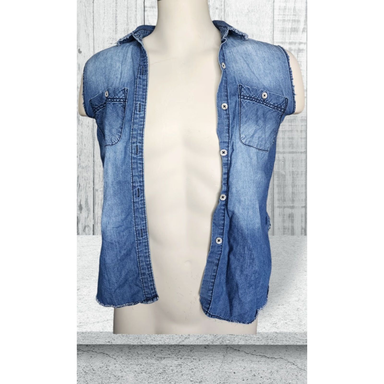 Denime VINTAGE Mudd Denim Vest Shirt Teens XS Blue Halloween Distressed 90s Halloween Theme Mens/Womens? Size XS / US 0-2 / IT 36-38 - 2 Thumbnail