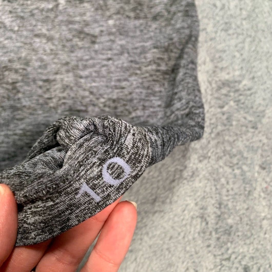 Lululemon **Lululemon Athletica Women's Casual Gray 10** User: **Lululemon Athletica Women's Gray Casual Size 10** Size L / US 10 / IT 46 - 4 Thumbnail