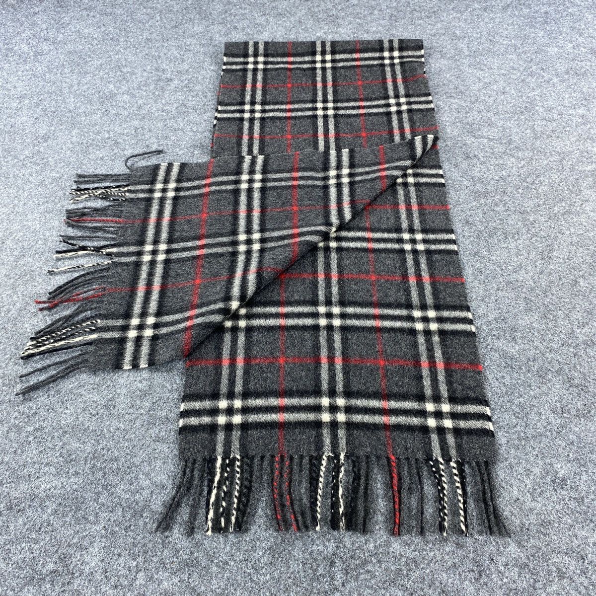 Burberry Burberrys Scarf # D599 # Muffler # Neckwear Size ONE SIZE - 5 Thumbnail