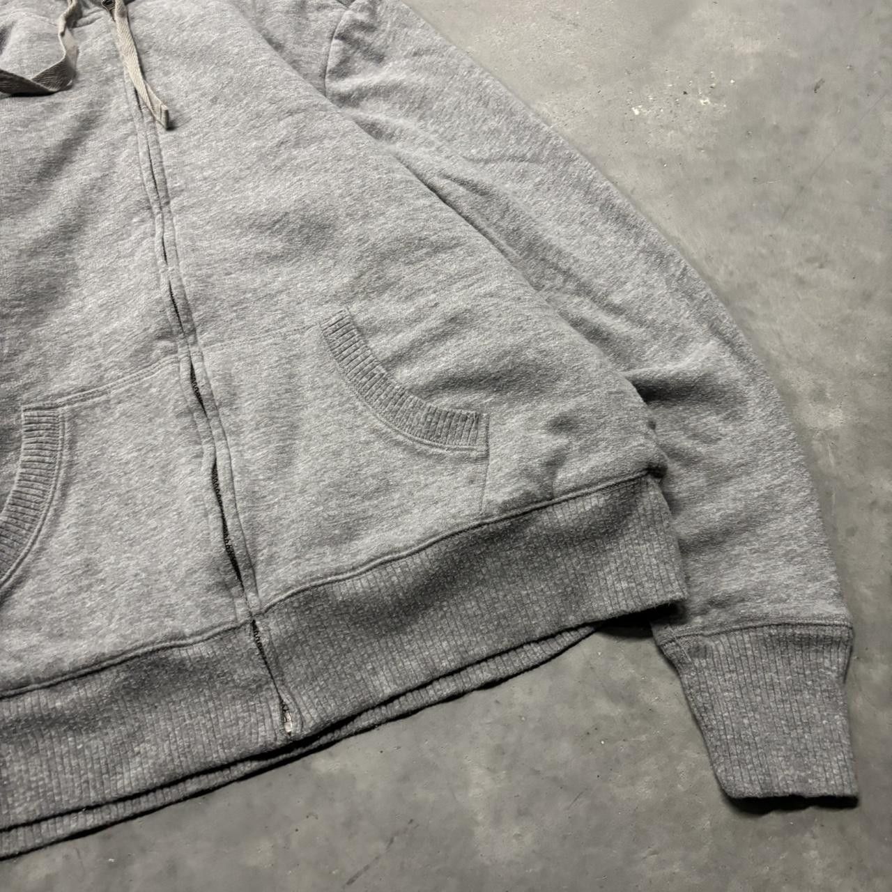 Japanese Brand × Vintage Crazy Vintage Y2K/2000s Cute Grey Sherpa Line Zip Up Hoodie! Size L / US 10 / IT 46 - 4 Thumbnail