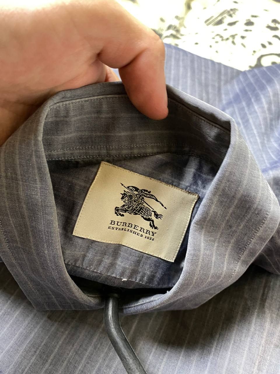 Burberry × Vintage Burberry London Button Down Dress Shirt Size L Long Sleeve Size US L / EU 52-54 / 3 - 2 Thumbnail