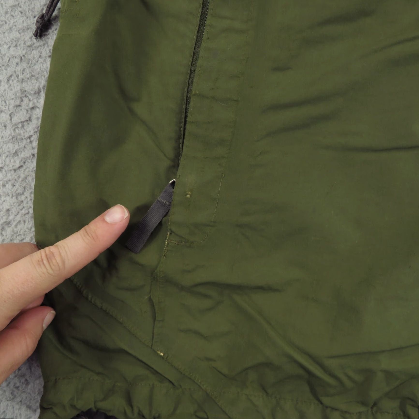 The North Face The North Face Jacket Mens XL Olive Green Hyvent Shell Vented Lightweight Taped FLAW Size US XL / EU 56 / 4 - 2 Thumbnail