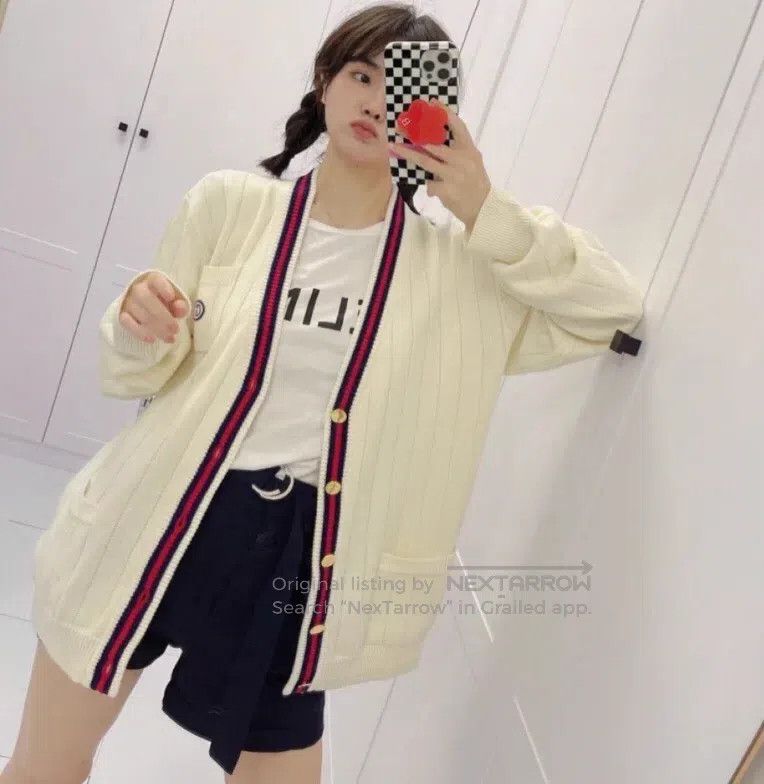 Gucci Gucci Beige logo embroidered cotton V-neck single-breasted Size S / US 4 / IT 40 - 9 Thumbnail