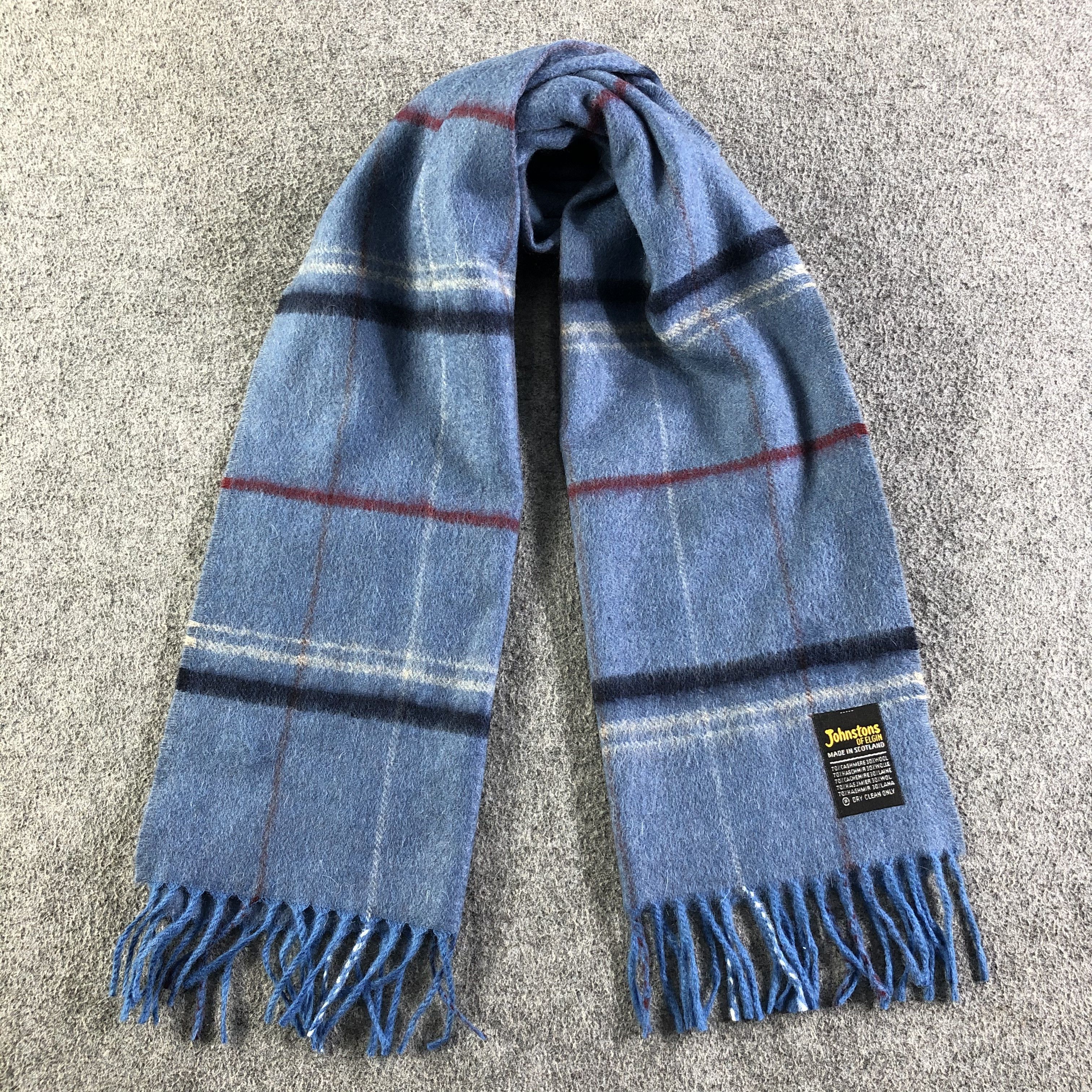 Johnstons Of Elgin Johnstons Of Elgin Cashmere Scarf / Muffler / Neckwear P142 Size ONE SIZE - 1 Thumbnail