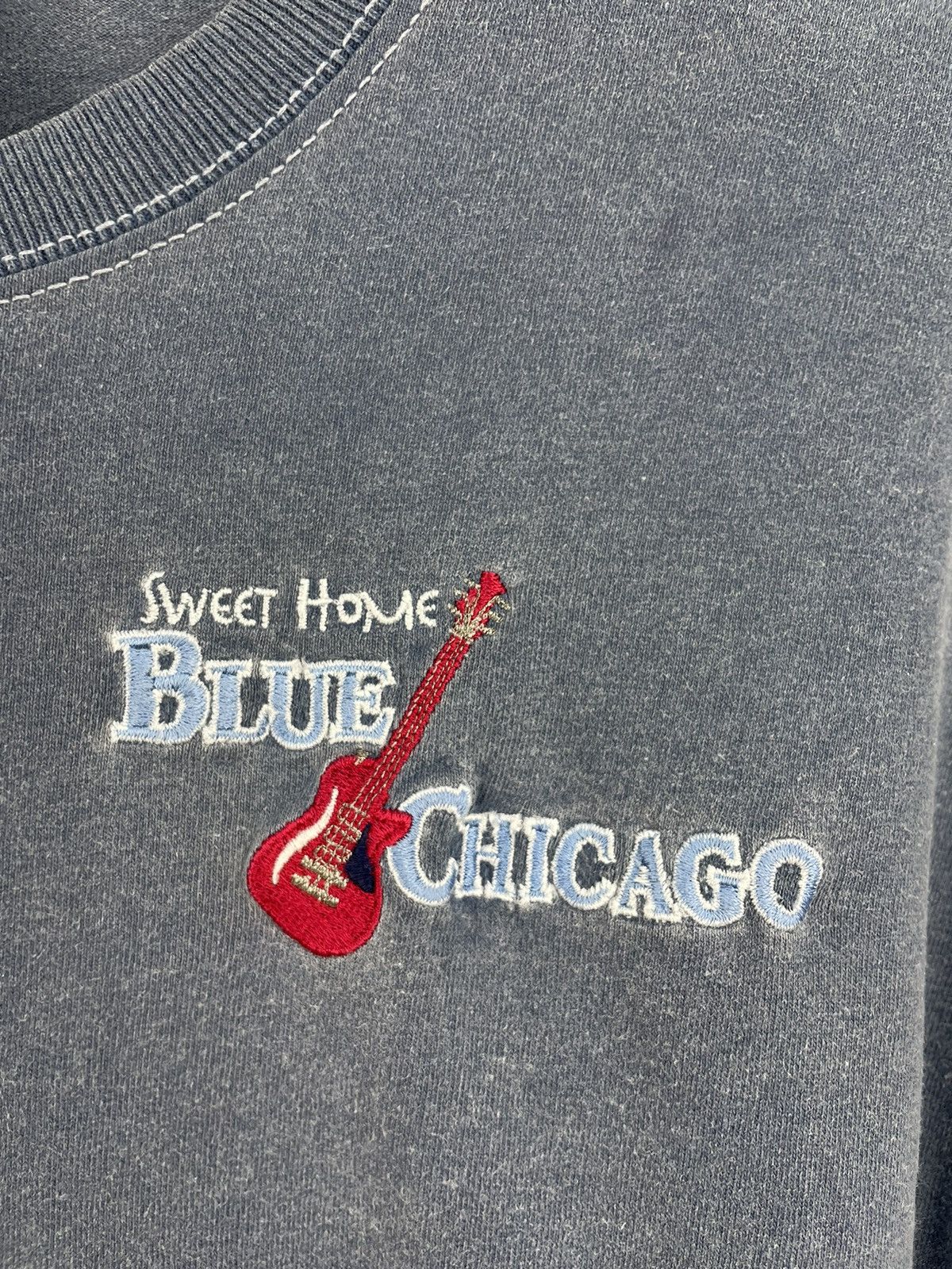 Band Tees × Vintage Vintage Blue Chicago sweet home embroidery t shirt Size US M / EU 48-50 / 2 - 4 Thumbnail
