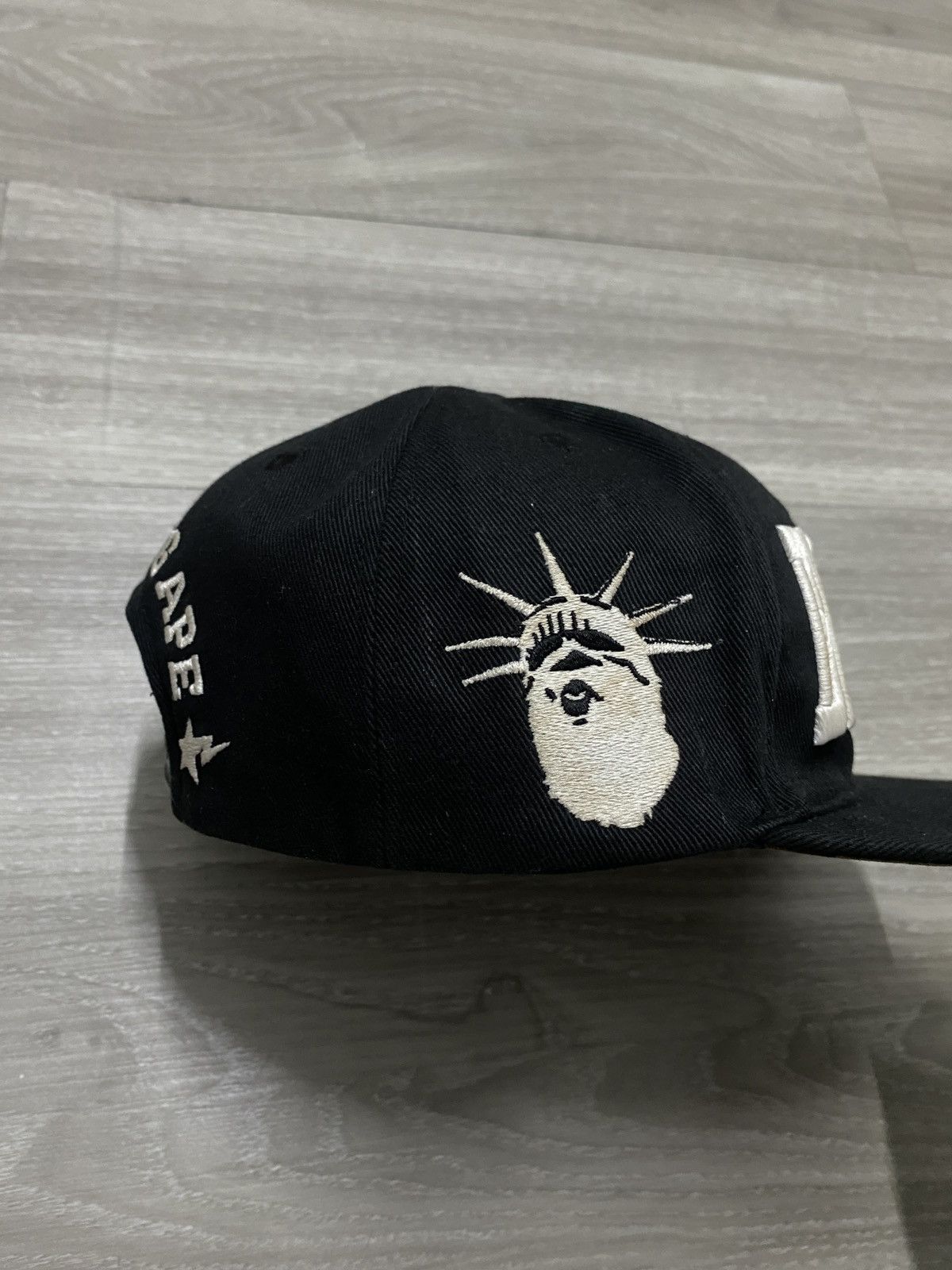 Bape RARE - BAPE NEW YORK NYC EXCLUSIVE Size ONE SIZE - 3 Thumbnail