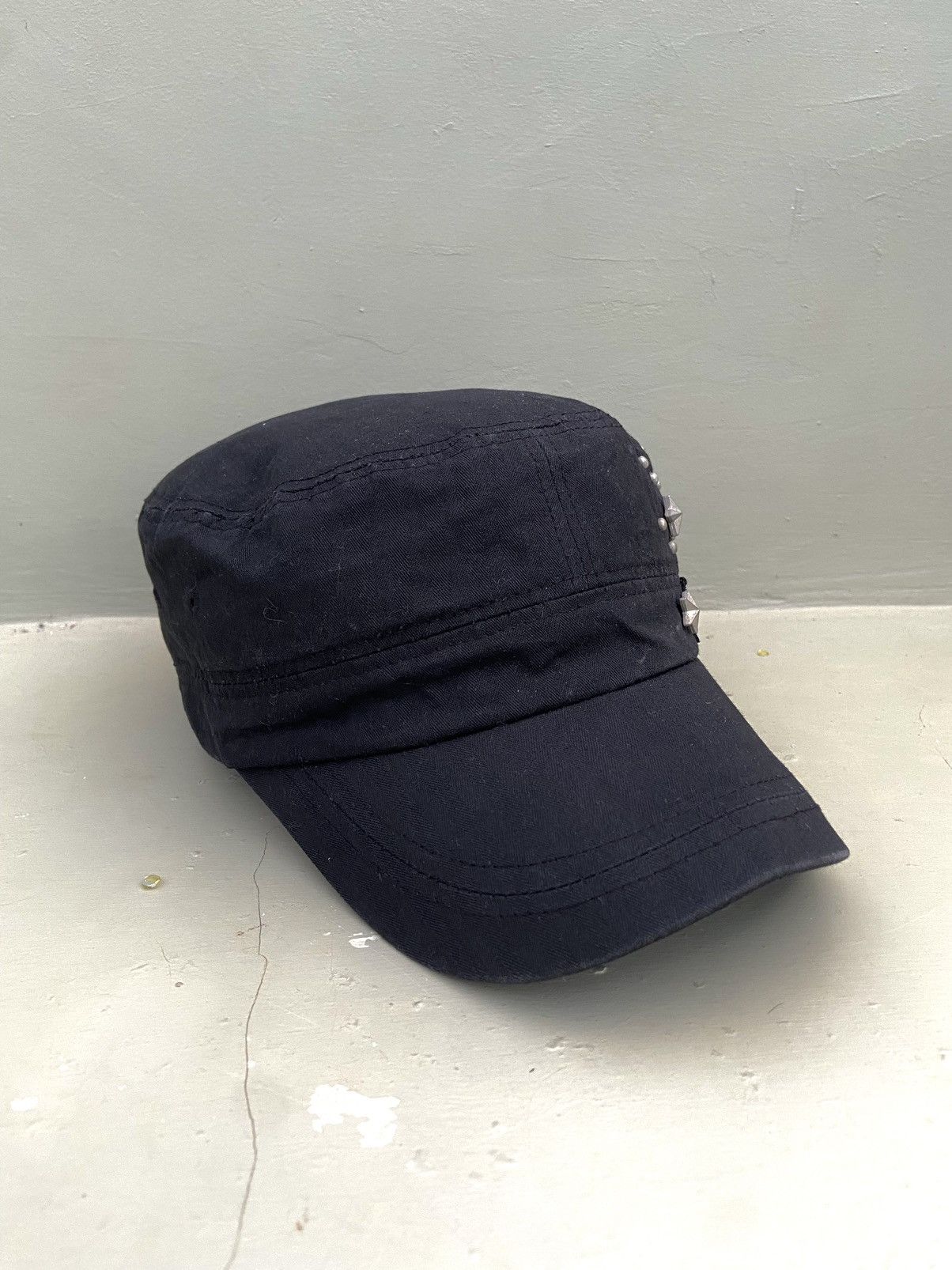 If Six Was Nine 2000s punk star studded patrol hat Size ONE SIZE - 6 Thumbnail