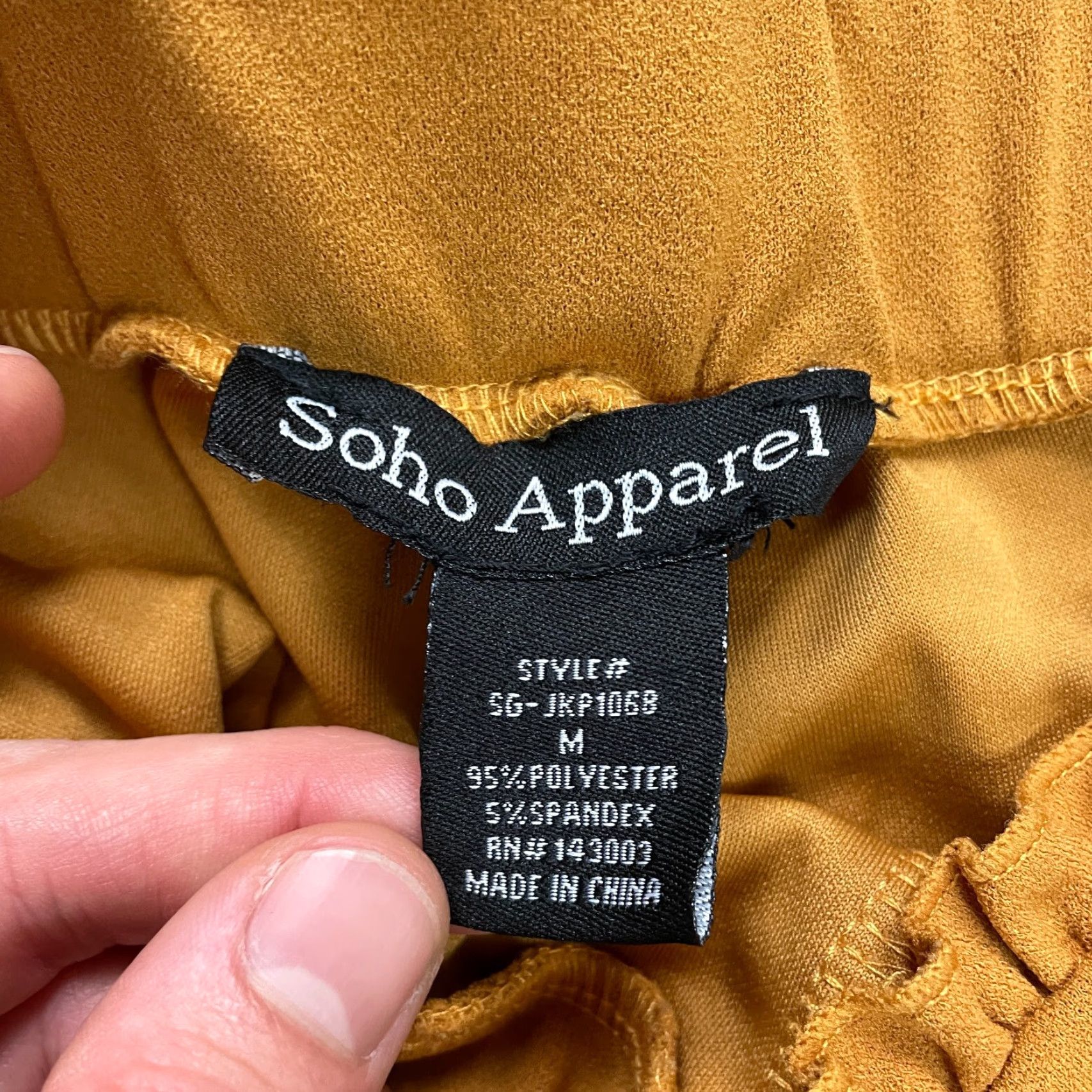 Vintage SOHO Paperbag Pants Womens Medium Mustard Belted Elastic Waist Trouser Size M Knit Polyester Spandex Solid Yellow Size 32" / US 10 / IT 46 - 6 Thumbnail