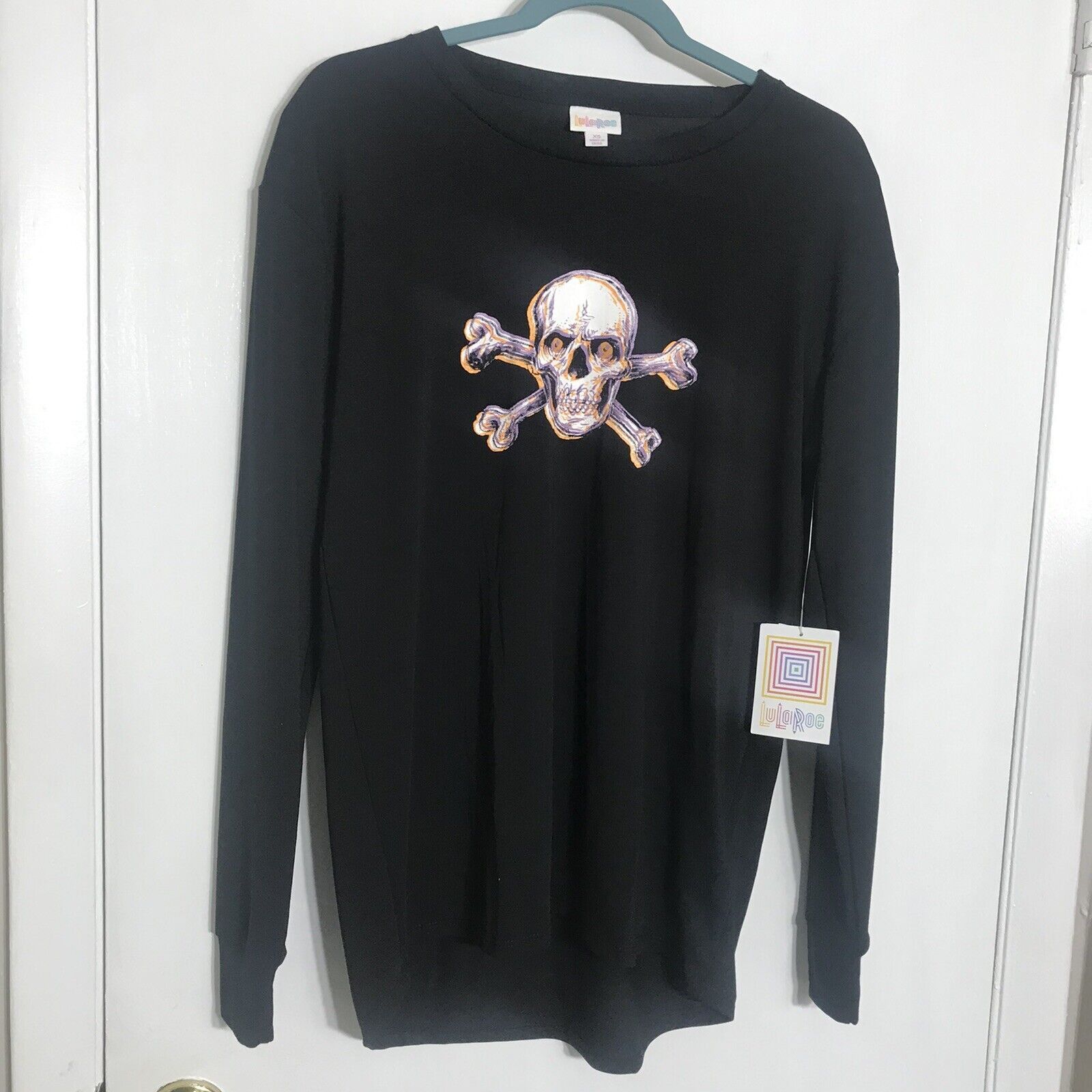 Other Lularoe Hudson Halloween Creepin' It Real Graphic Tee Size XS / US 0-2 / IT 36-38 - 1 Thumbnail