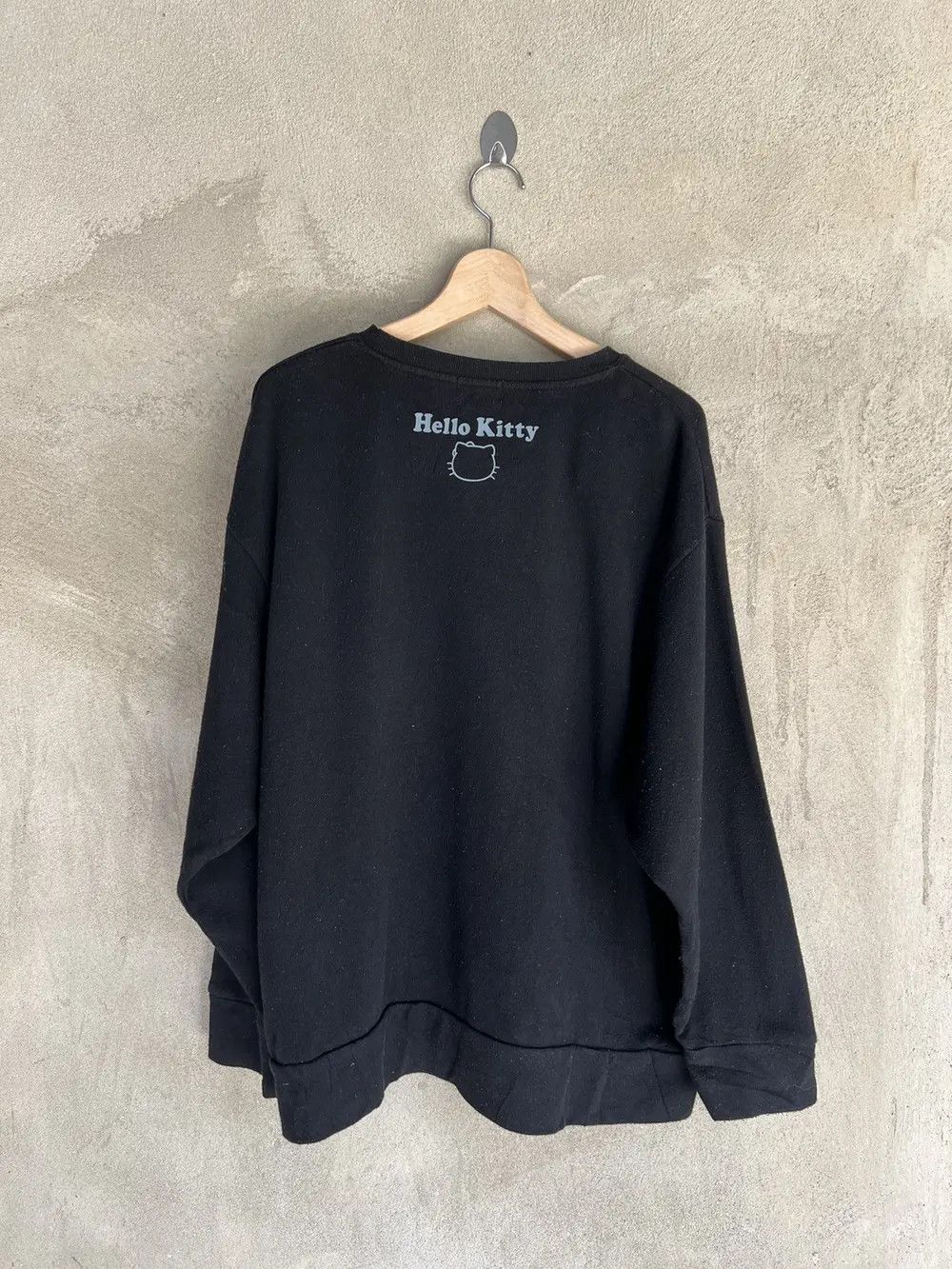 Vintage Vintage Hello Kitty Cartoon Sweatshirt Size US XL / EU 56 / 4 - 7 Thumbnail
