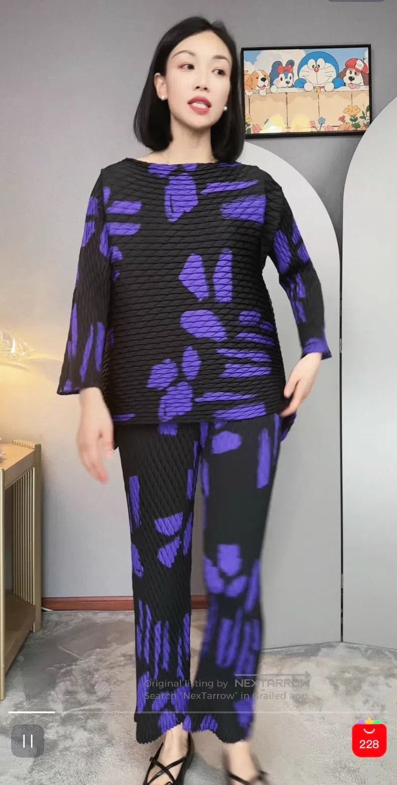 Issey Miyake Issey Miyake Large Fish-Scale Knit Top Size M / US 6-8 / IT 42-44 - 2 Thumbnail