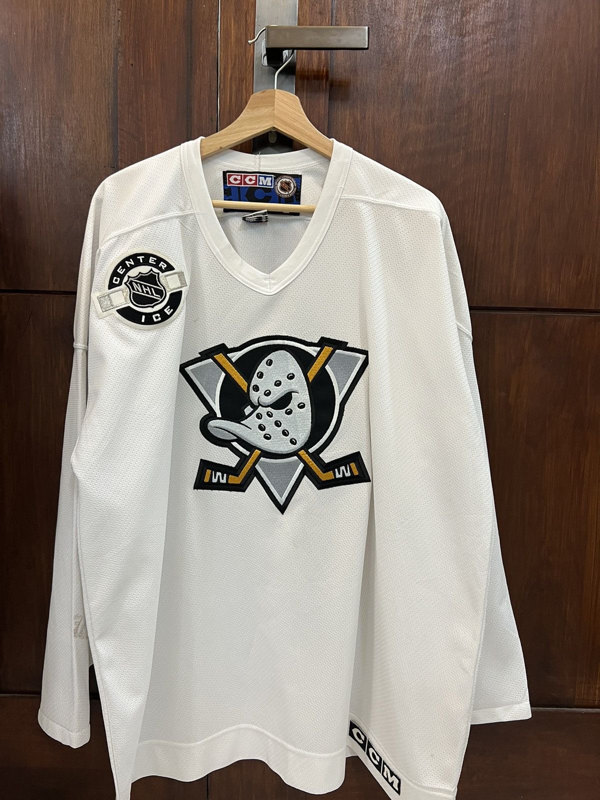Ccm NHL Center Ice CCM Jersey Size US XL / EU 56 / 4 - 1 Thumbnail