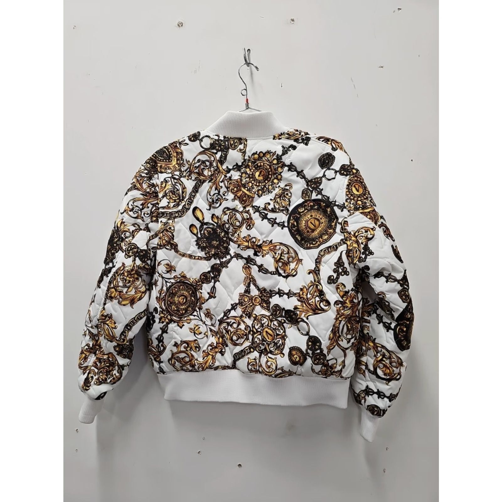 Versace VINTAGE Versace Jeans Couture BAROQUE Luxury Puffer REVERSIBLE Bomber Jacket Medium Mens Size US 31 - 5 Thumbnail