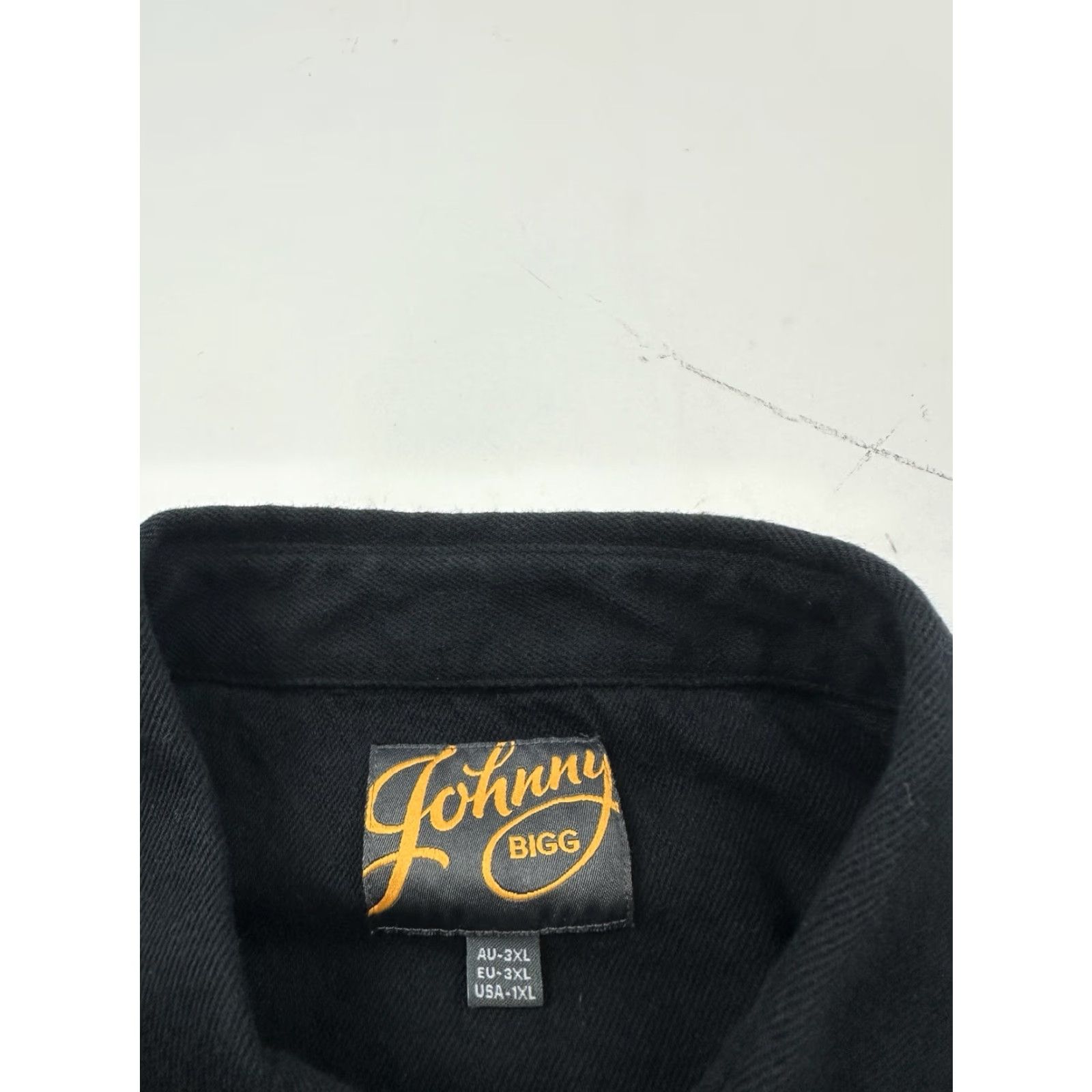 Vintage VINTAGE Johnny Bigg Shirt Mens XL Black Button Up Heavyweight Long Sleeve Size US XL / EU 56 / 4 - 3 Thumbnail