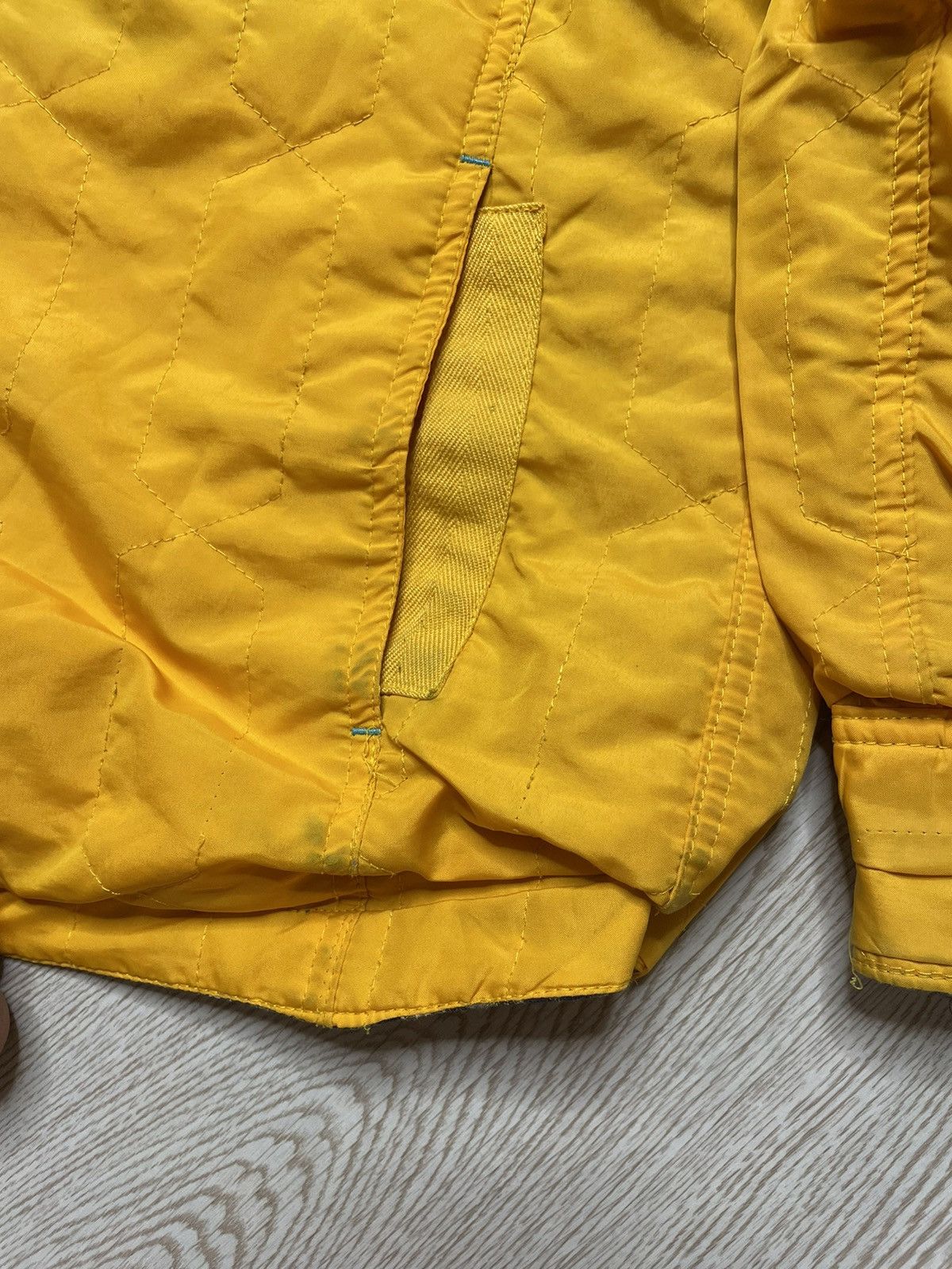 Oakley × Vintage Vintage Oakley two-sided jacket size M Size US M / EU 48-50 / 2 - 18 Thumbnail