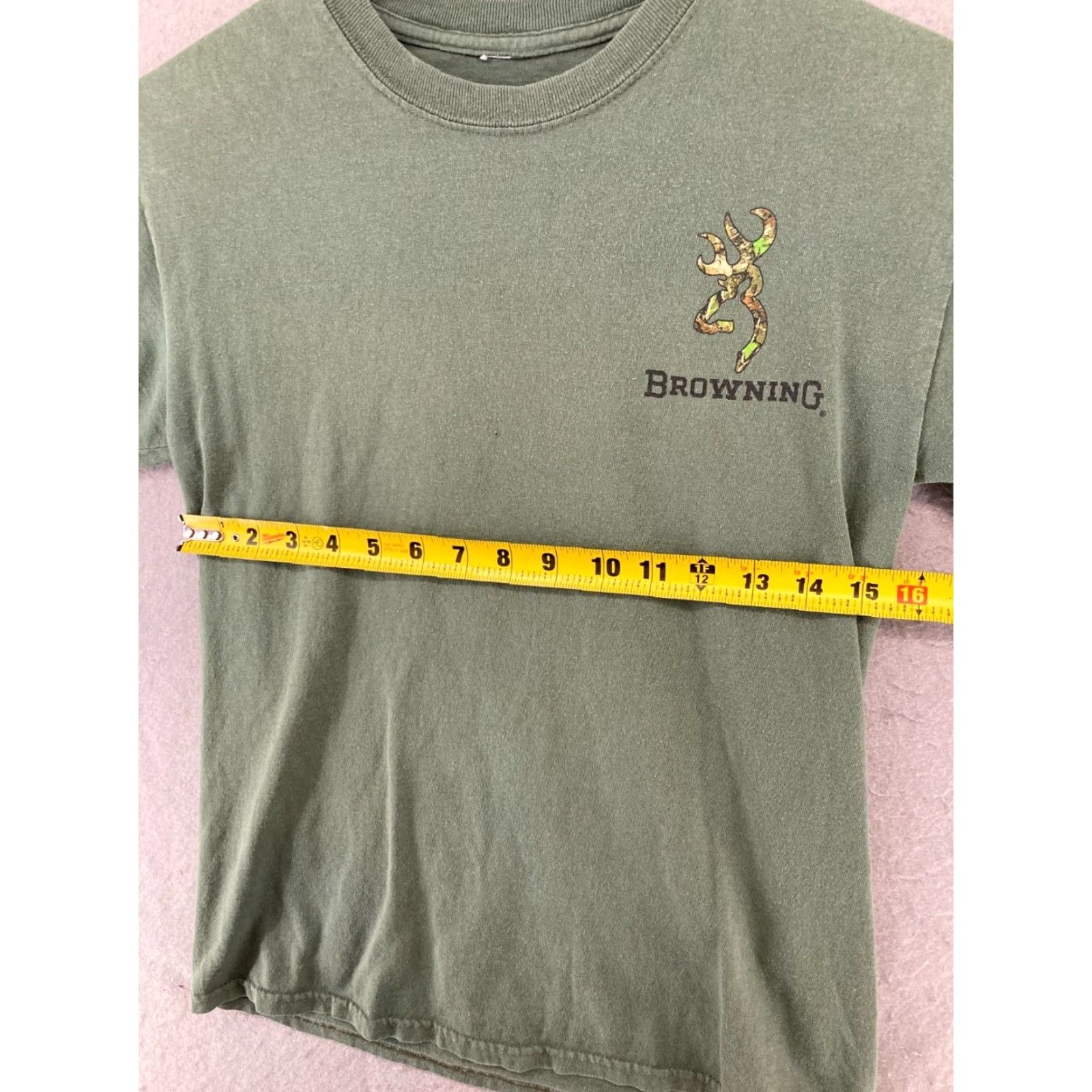 Vintage Browning Men's T-Shirt Small Green Camouflage Logo Short Sleeve Crew Neck Size US S / EU 44-46 / 1 - 2 Thumbnail