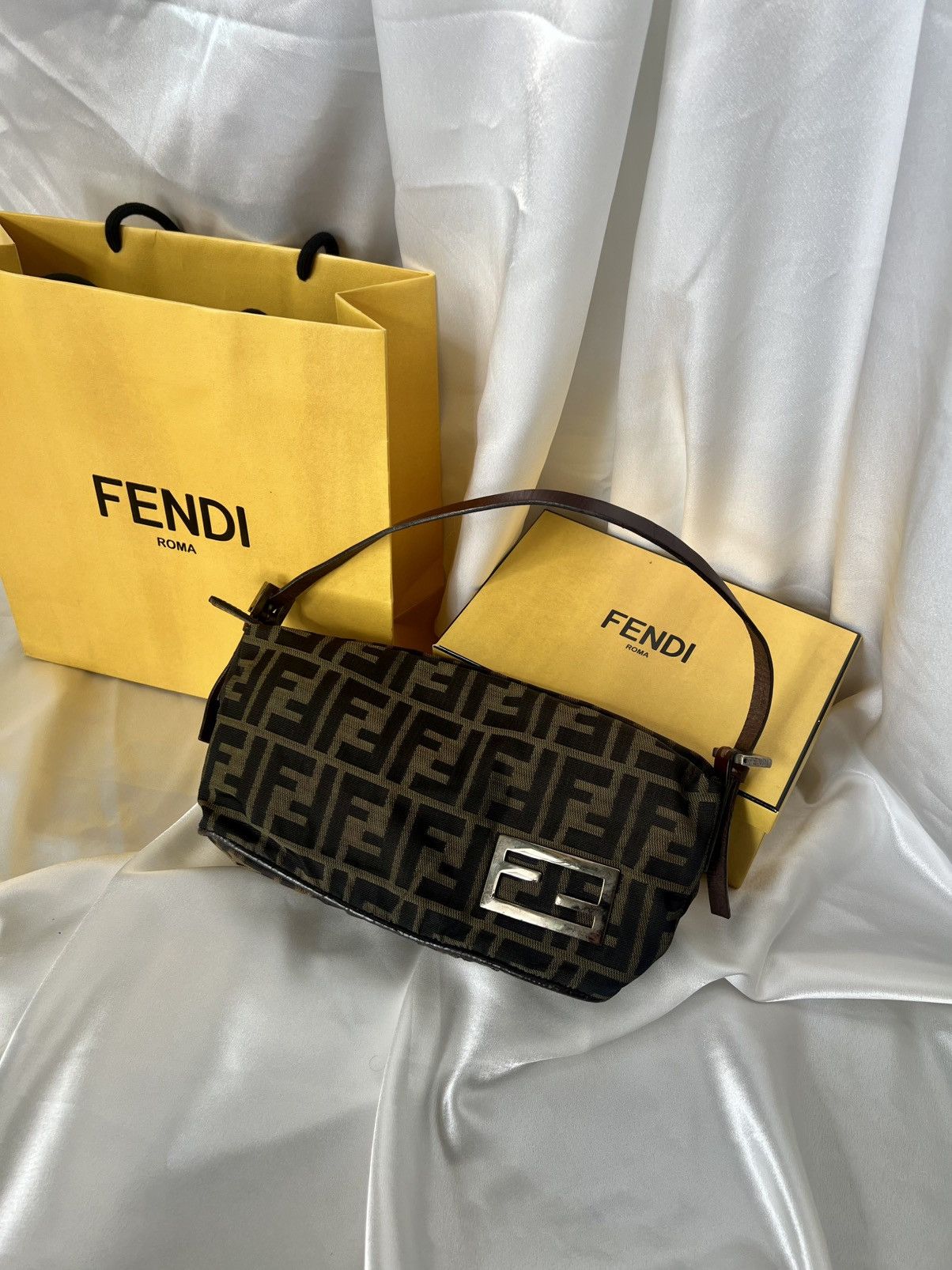 Fendi Fendi Zucca Mini Pochette Shoulder Bag Size ONE SIZE - 2 Thumbnail