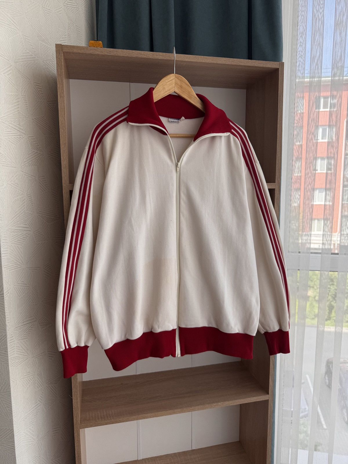 Adidas × Japanese Brand × Vintage Vintage Adidas Beige Streetwear Made in Yugoslavia Jacket Size US S / EU 44-46 / 1 - 9 Thumbnail