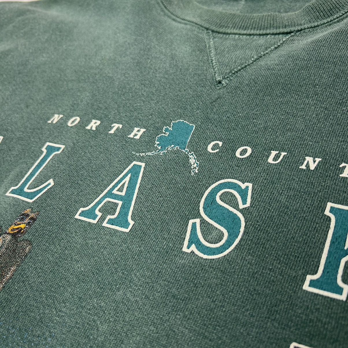 American Eagle Outfitters × Vintage VTG American Eagle Outfitters Crewneck Green Alaska Native Size US XL / EU 56 / 4 - 7 Thumbnail