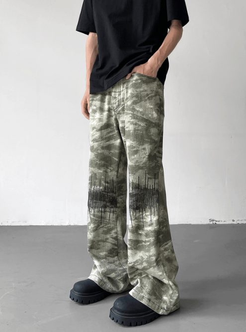 Japanese Brand American hiphop cool casual flared camouflage jeans Size US 32 / EU 48 - 2 Thumbnail