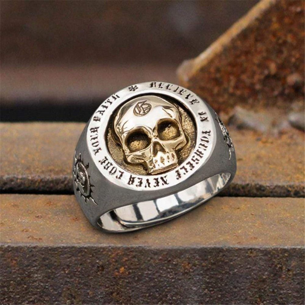 Jewelry × Vintage Classic Minimalist Skull Punk Ring Size ONE SIZE - 1 Thumbnail