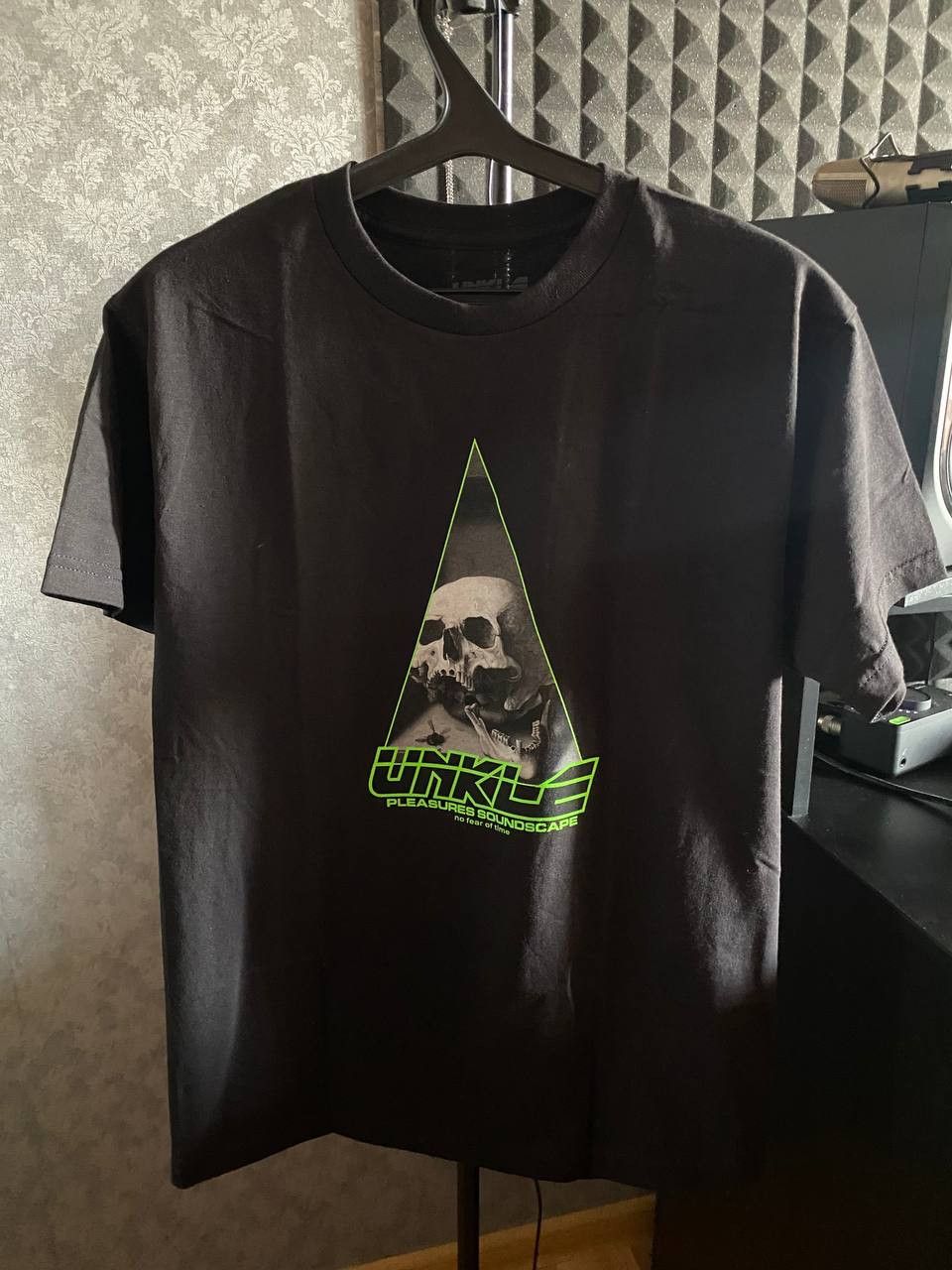 Pleasures Pleasures x Unkle Soundscape T Shirt Size US M / EU 48-50 / 2 - 1 Thumbnail